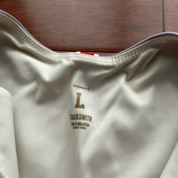 Tracksmith Cropped Running Tops 2 Large - Picture 2 of 4